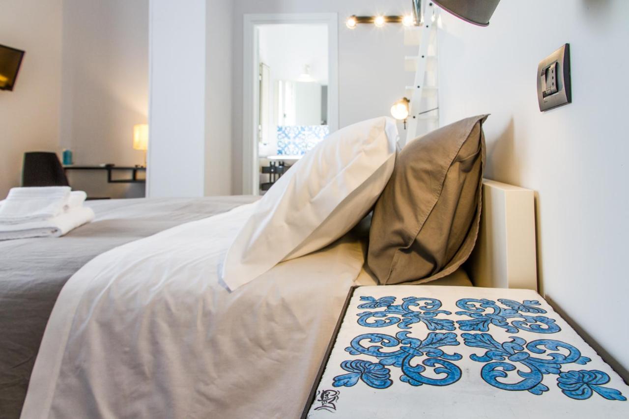 Cortile Umberto I Bed & Breakfast เชฟาลู ภายนอก รูปภาพ