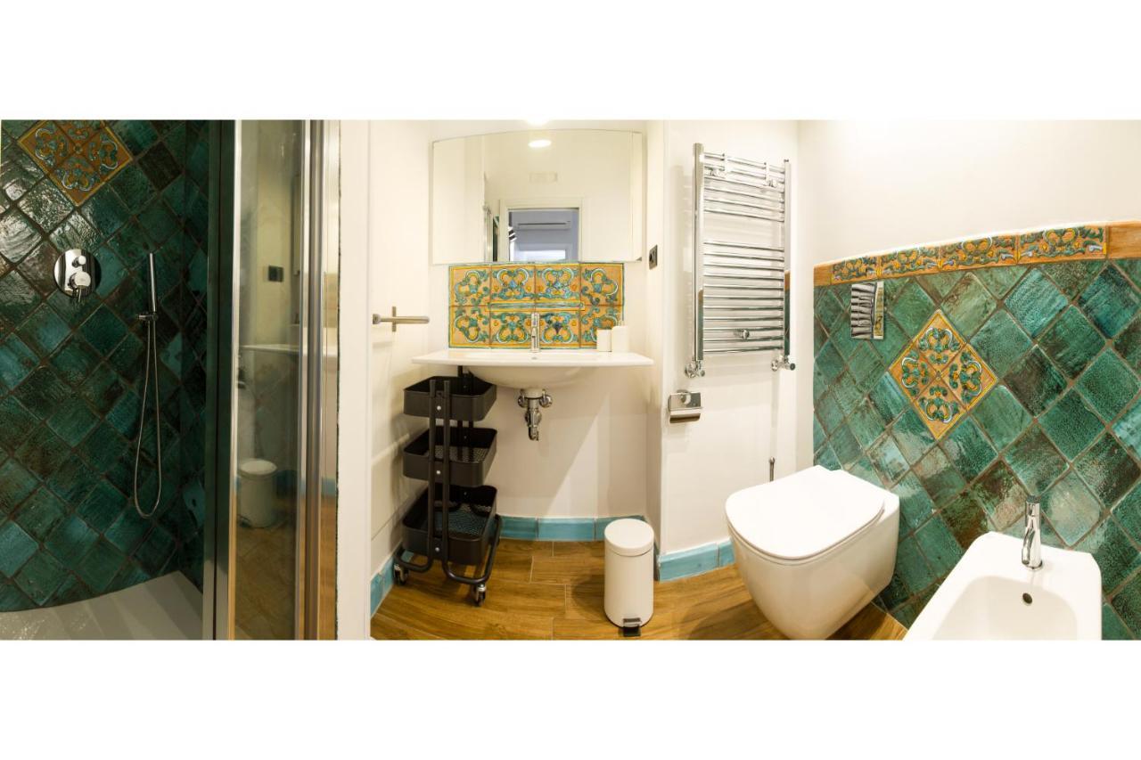 Cortile Umberto I Bed & Breakfast เชฟาลู ภายนอก รูปภาพ